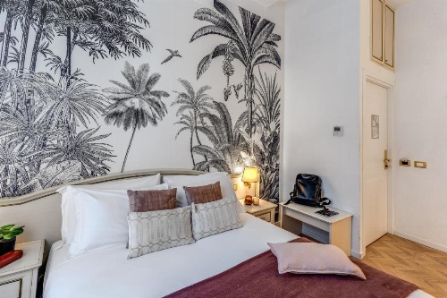 Baboon Room image 36